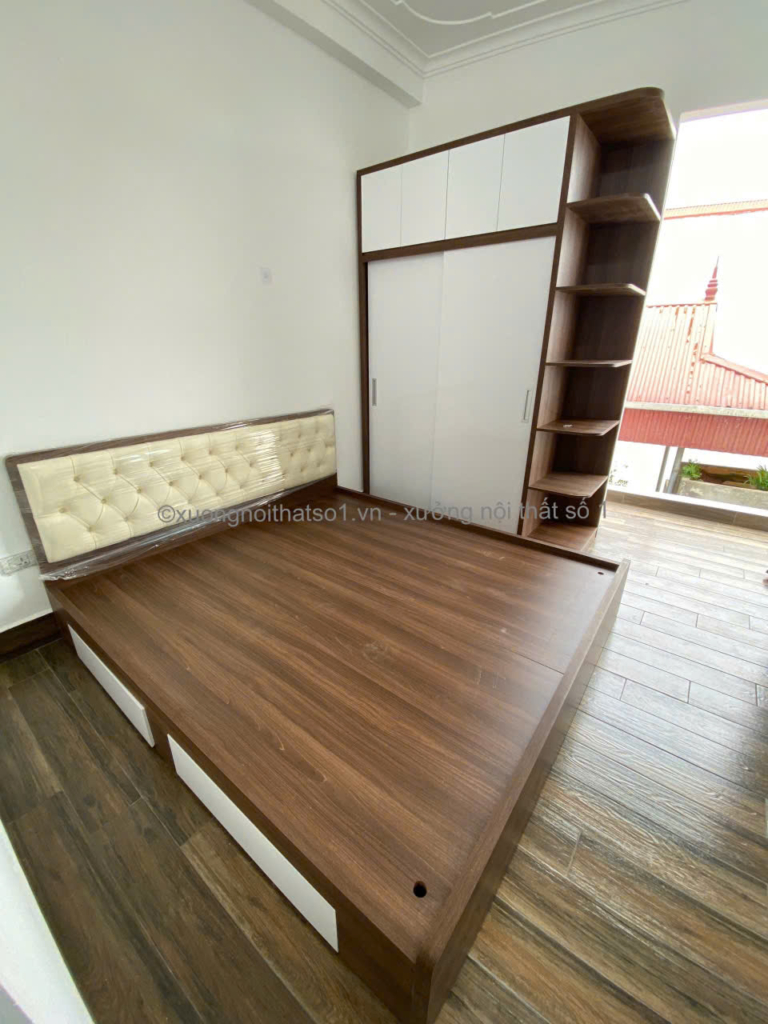 Image #1 from Hương